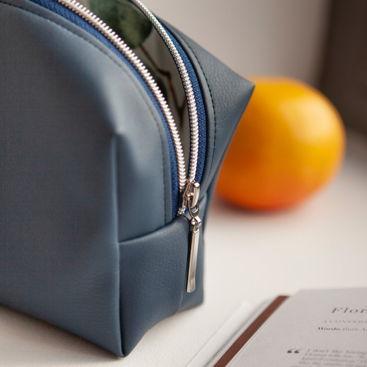 Froschkönig Saphirblau-klein